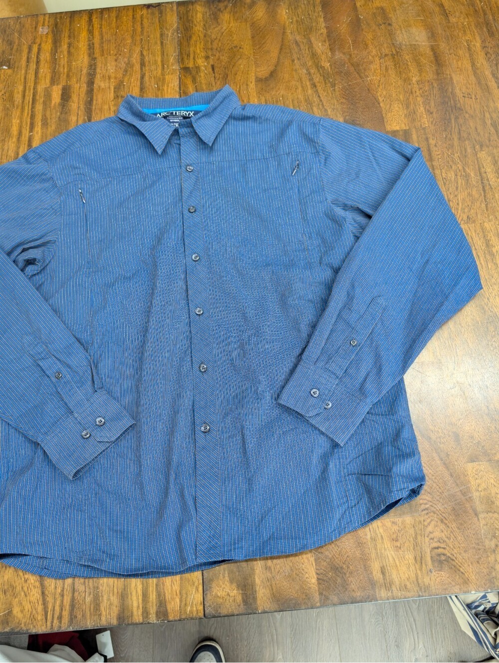 Arc'teryx Mens Button Shirt Large Blue